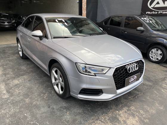 AUDI A3 1.4 TFSI SEDAN AMBIENTE 16V FLEX 4P TIPTRONIC AUDI A3 1.4 TFSI SEDAN AMBIENTE 16V FLEX 4P TIPTRONIC